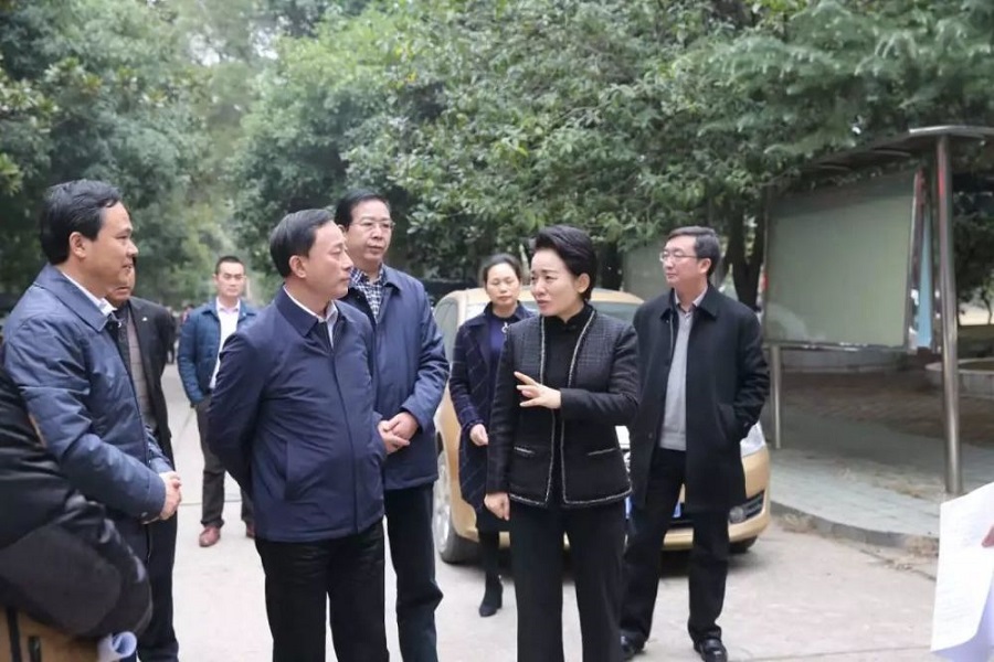 市委书记李晖 市委副书记,市长赵应云调研学位建设